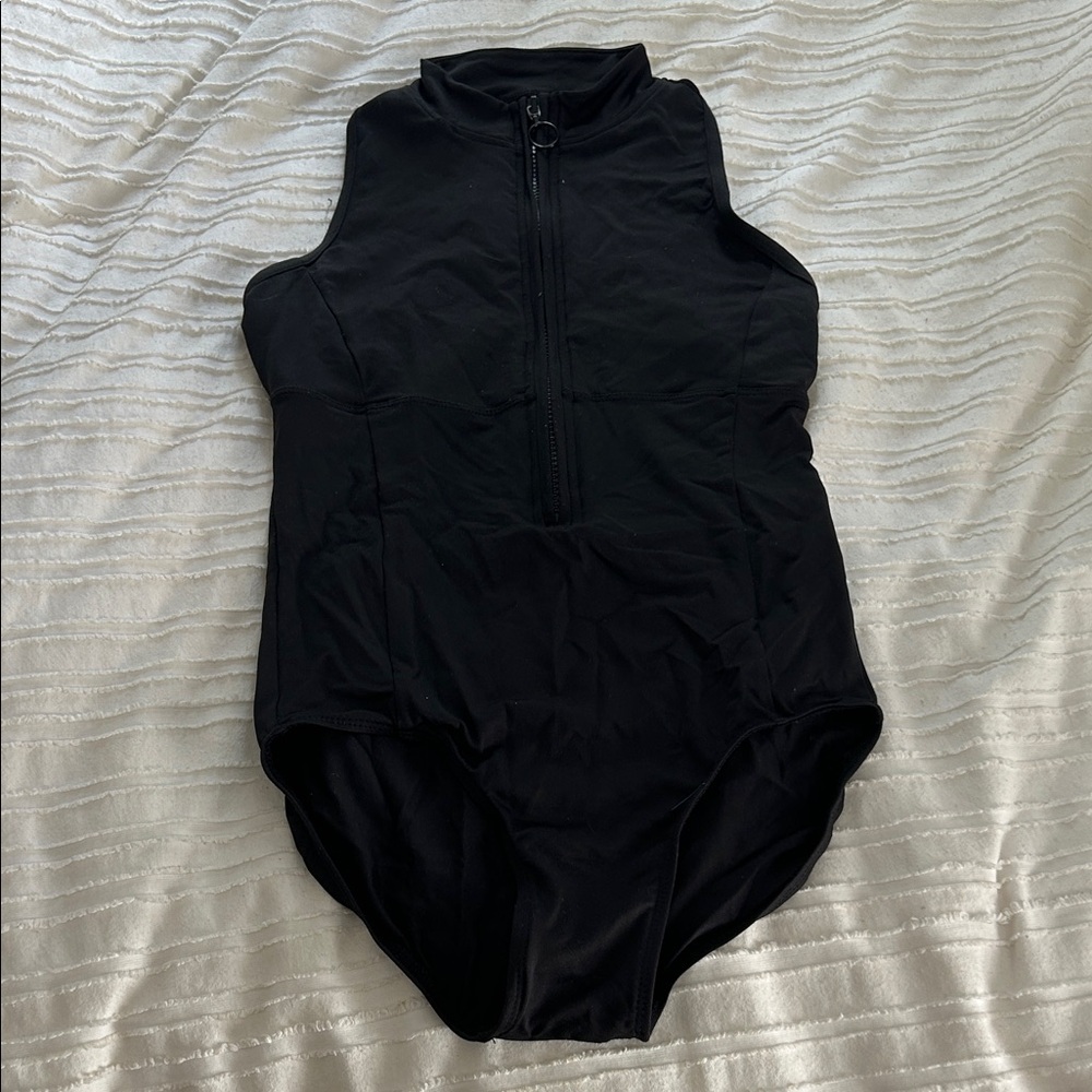 Black Sleeveless Zip-Up Dance leotard